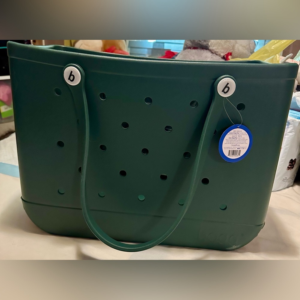 BRAND NEW BOGG BAG DARK GREEN